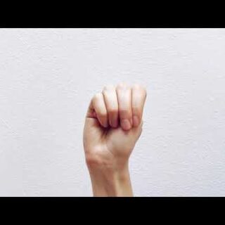 Międzynarodowy znak wezwania pomocy „pomóż mi”